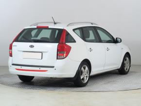 Kia Ceed  1.4 CVVT 