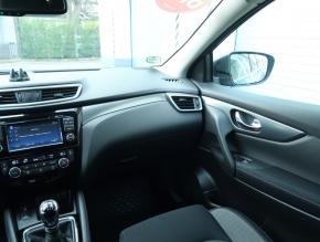 Nissan Qashqai  1.5 dCi 