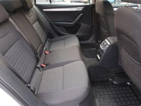 Škoda Octavia  1.6 TDI Ambition 