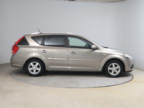 Kia Ceed  1.4 CVVT 