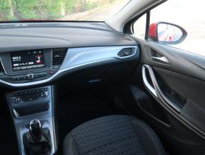 Opel Astra  1.4 T 