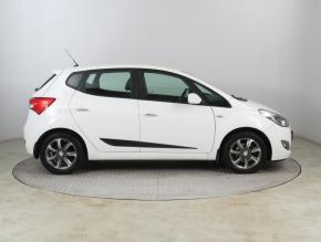 Hyundai ix20  1.6 CVVT Trikolor 