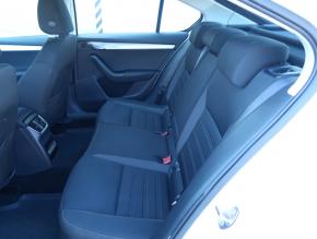 Škoda Octavia  1.4 TSI Ambition Plus 
