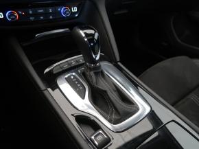 Opel Insignia  2.0 CDTI 
