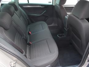Škoda Rapid Spaceback  1.0 TSI 