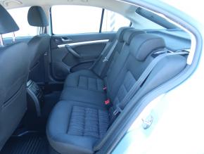 Škoda Octavia  1.8 TSI Elegance 