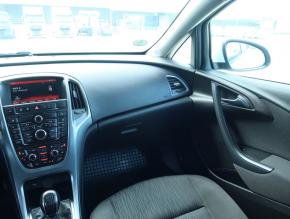 Opel Astra  1.4 T 