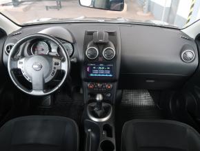 Nissan Qashqai  1.6 