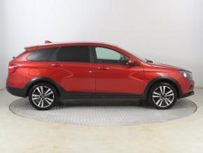 VAZ-Lada Vesta  1.6 Cross Ice 