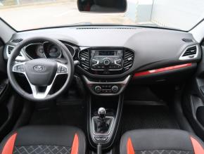 VAZ-Lada Vesta  1.6 Cross Ice 