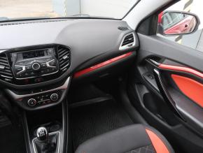 VAZ-Lada Vesta  1.6 Cross Ice 