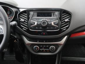 VAZ-Lada Vesta  1.6 Cross Ice 