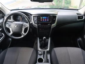 Mitsubishi L200  2.2 DI-D Intense 
