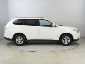 Mitsubishi Outlander  2.0 