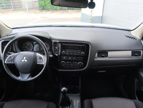 Mitsubishi Outlander  2.0 