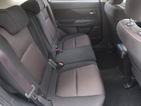 Mitsubishi Outlander  2.0 
