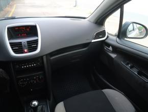 Peugeot 207  1.4 HDI 