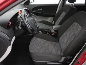 Kia Ceed  1.4 CVVT 