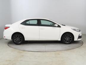 Toyota Corolla  1.6 Valvematic 