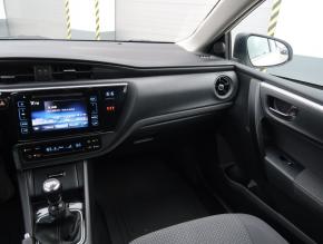 Toyota Corolla  1.6 Valvematic 