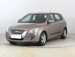 Kia Ceed  1.6 CRDi 