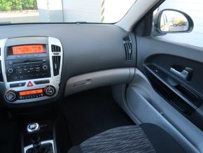 Kia Ceed  1.6 CRDi 