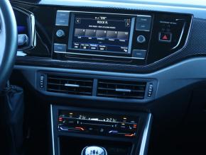 Volkswagen Polo  1.0 TSI Life 