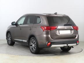 Mitsubishi Outlander  2.2 DI-D 