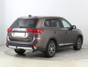 Mitsubishi Outlander  2.2 DI-D 