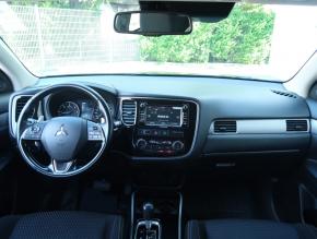 Mitsubishi Outlander  2.2 DI-D 