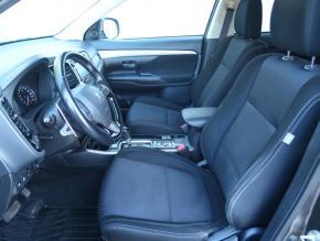 Mitsubishi Outlander  2.2 DI-D 