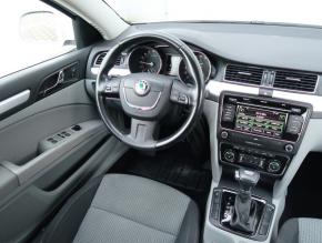 Škoda Superb  2.0 TDI Active 