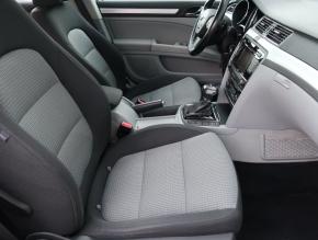 Škoda Superb  2.0 TDI Active 