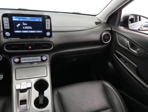 Hyundai Kona  Electric 64 kWh 