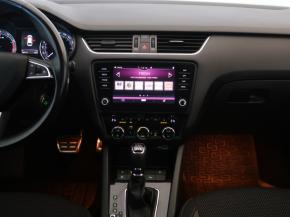 Škoda Octavia  Scout 1.8 TSI 