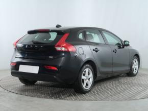 Volvo V40  1.6 D2 