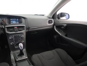 Volvo V40  1.6 D2 
