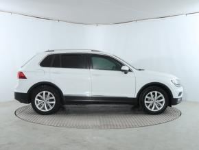 Volkswagen Tiguan  1.5 TSI 