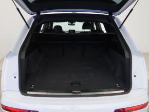Audi Q7  3.0 TDI 