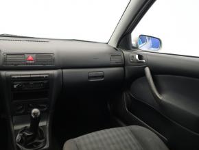 Škoda Octavia  1.6 Tour 