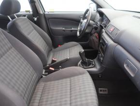 Škoda Octavia  1.6 Tour 