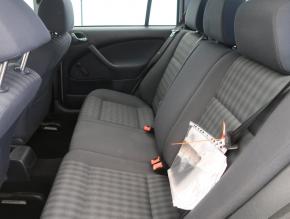 Škoda Octavia  1.6 Tour 
