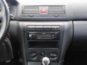 Škoda Octavia  1.6 Tour 
