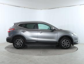 Nissan Qashqai  1.2 DIG-T 