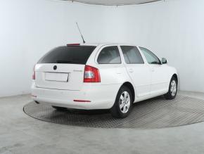 Škoda Octavia  1.6 TDI Elegance 