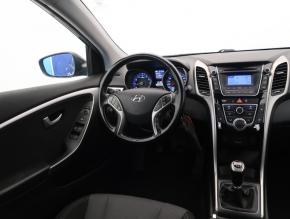 Hyundai i30  1.6 MPI 