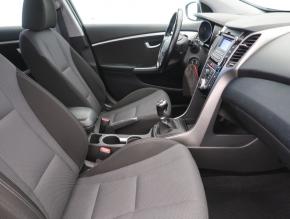 Hyundai i30  1.6 MPI 
