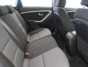 Hyundai i30  1.6 MPI 