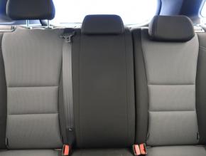 Hyundai i30  1.6 MPI 