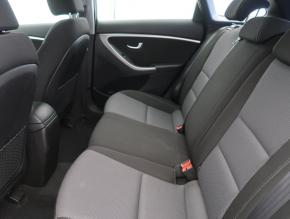 Hyundai i30  1.6 MPI 